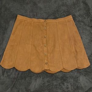Kendall+Kylie camel colored skirt (L)